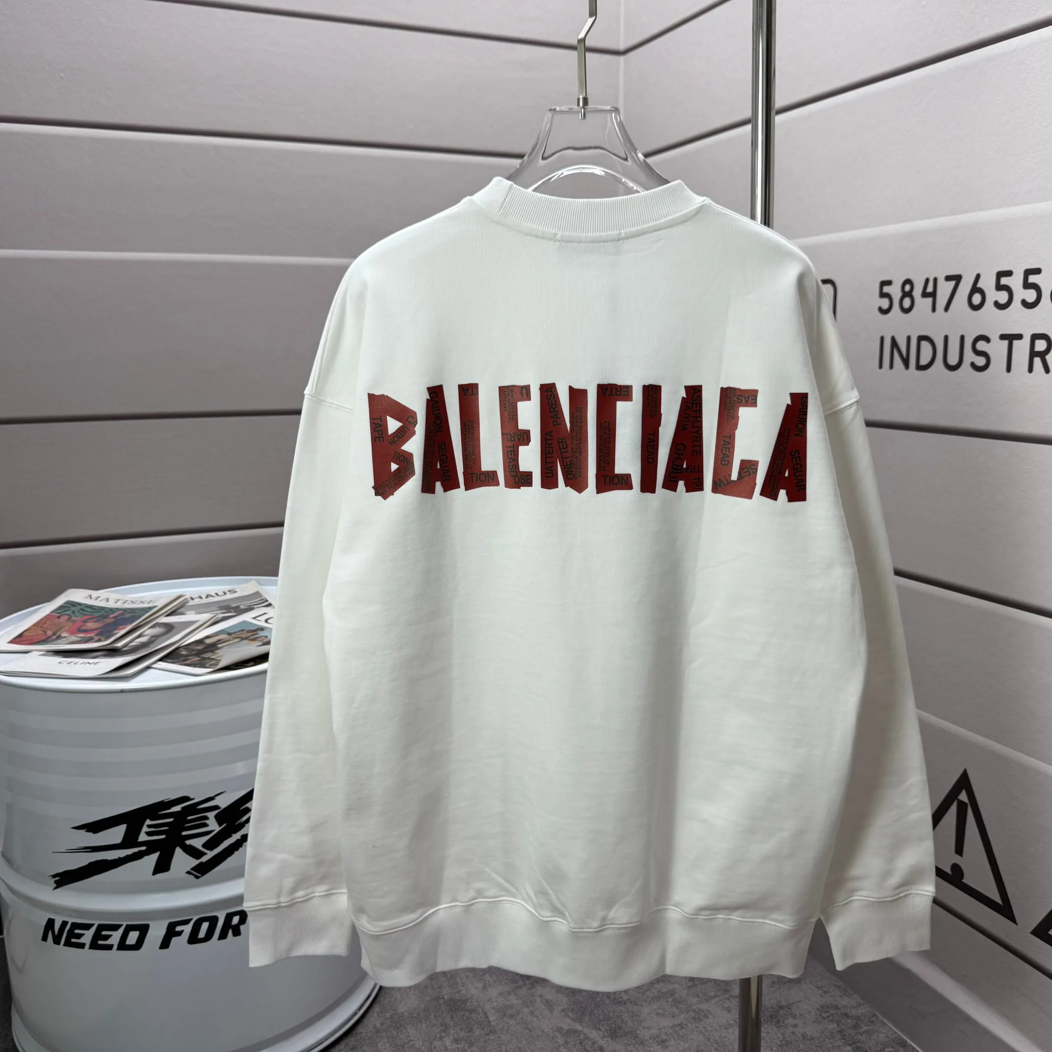 ＃ BALENCI*GA 2026 New Arrival Classic Same Style ：Black White Size： S （90-130 ） M （120-150 ） L （140-165 ） XL （160-180 ） XXL （180-210 ）